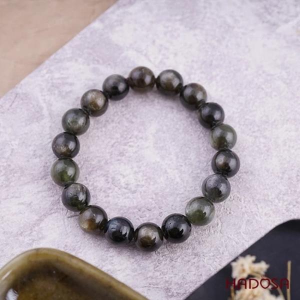 Vòng tay làm từ đá Sapphire ở Hadosa