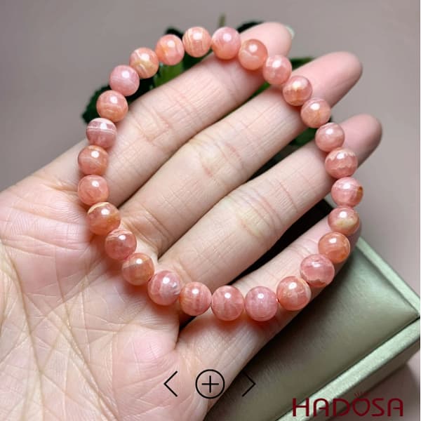 Vòng đá đào hoa phong thủy có nhiều công dụng nổi bật