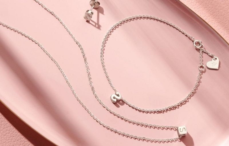 Tặng quà để tận dụng trang sức bạc