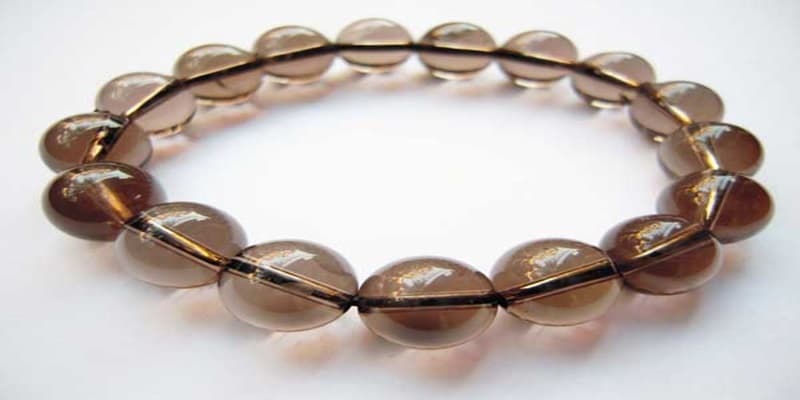 Thạch anh khói là lá bùa may mắn, giúp thu hút tài lộc, thịnh vượng