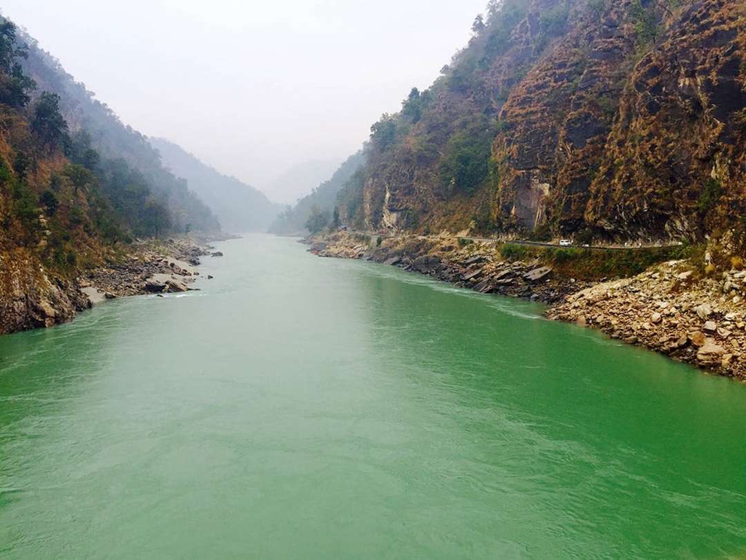 Trường Lưu Thủy thể hiện sự mạnh mẽ và tinh khiết