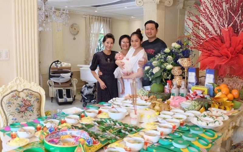 Soạn mâm cúng ghi ơn bà Chúa và 12 bà Mụ
