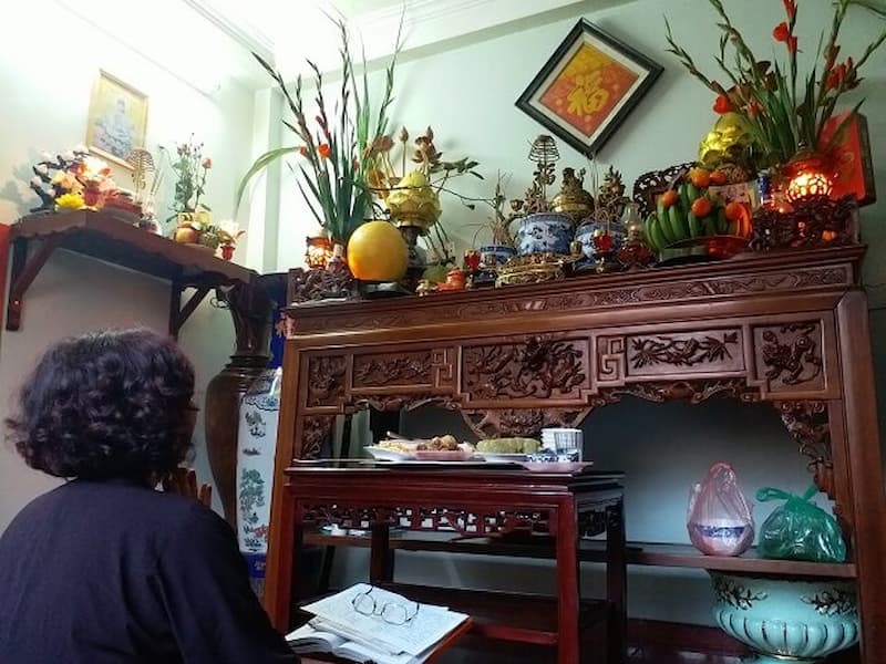 Bài văn khấn thường bắt đầu bằng những lời thỉnh cầu ông Táo