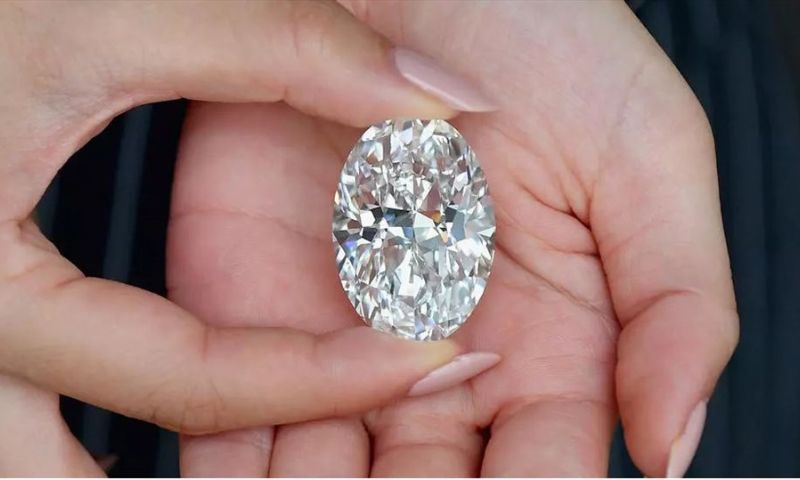 Vẻ đẹp của kim cương trắng 