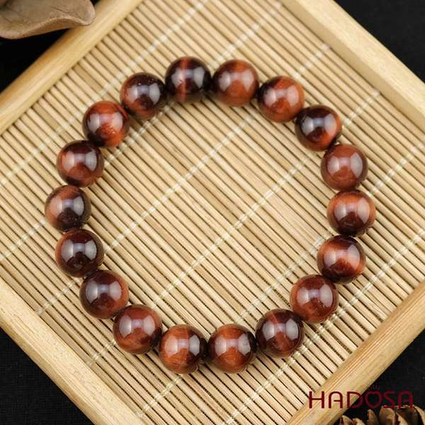 Giá vòng tay mắt đỏ tại Hadosa tốt nhất trên thị trường