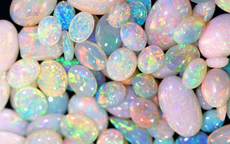Đá Opal hồng mang đến giá trị cảm xúc chữa lành