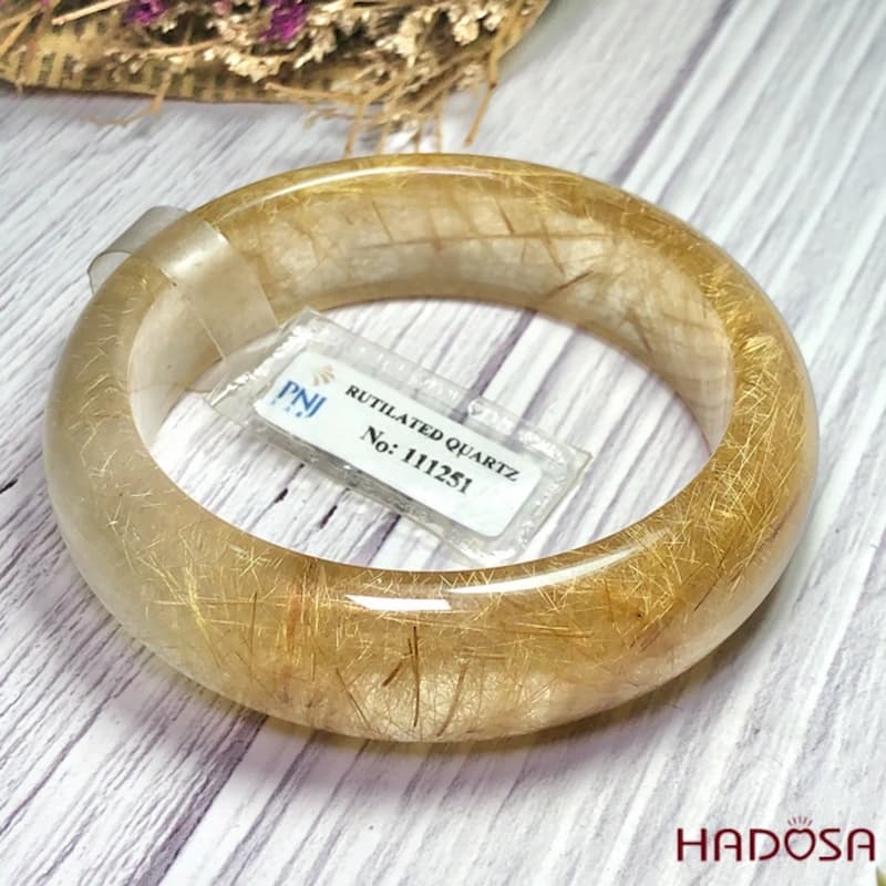 Vòng liên được làm từ thạch anh tóc vàng dành cho phái nữ