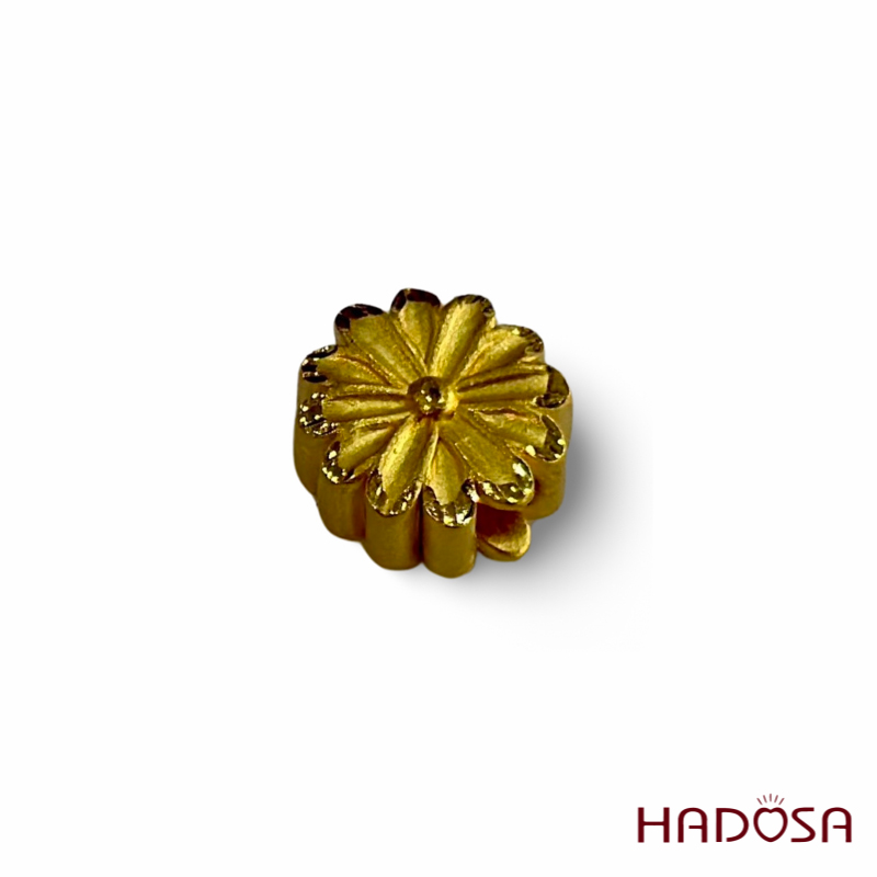 Charm hoa cúc 11mm vàng 24K
