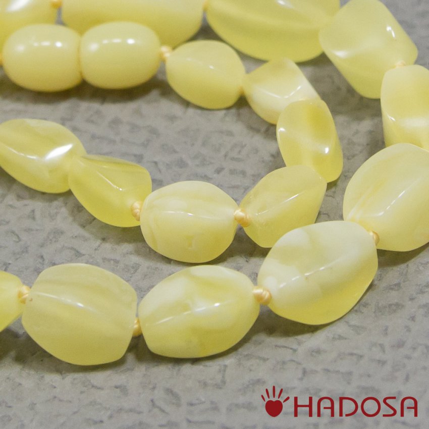 Vòng cổ Hổ Phách Baltic vàng tươi hạt 5.5x8.5mm cao cấp Haodsa