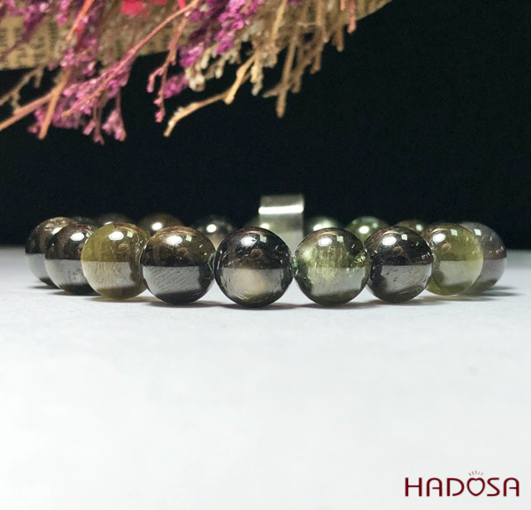 Vòng đá Sapphire ánh titan cao cấp 8mm chuẩn 5A