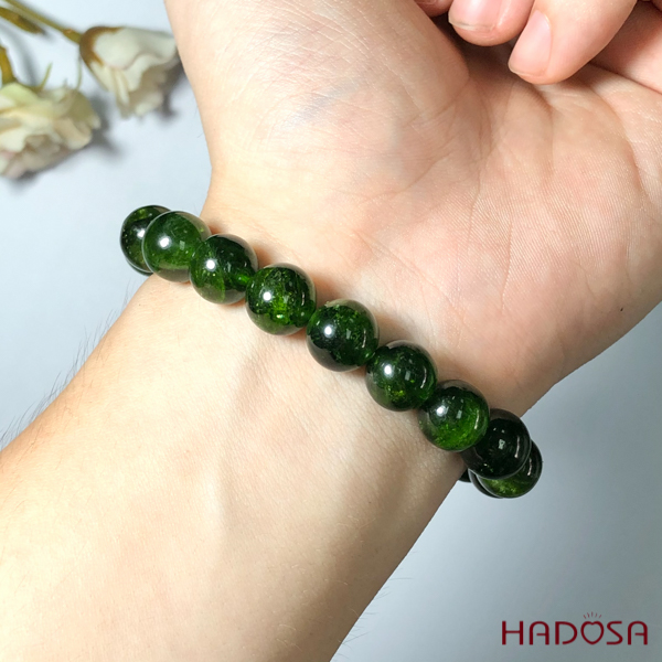 Vòng đá Diopside 10mm cao cấp chuẩn 6A(-) Hadosa