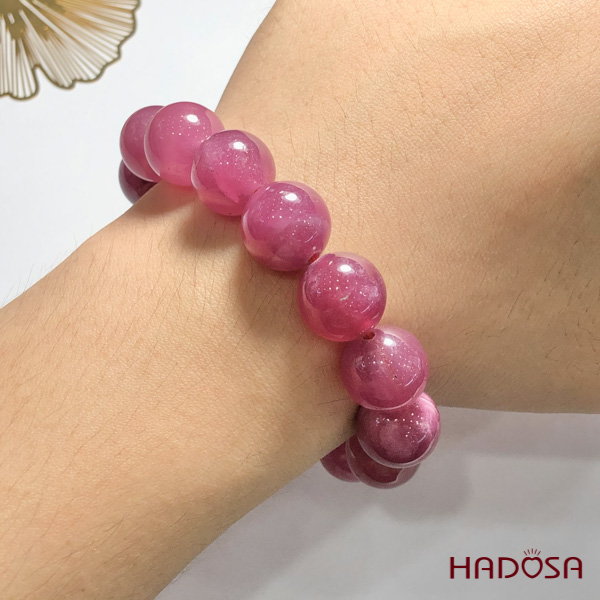 Vòng Ruby Thái hồng đậm trong 13mm