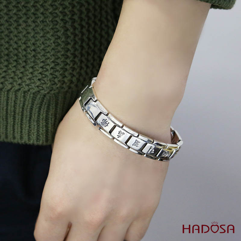 Lắc tay nam bạc Thái