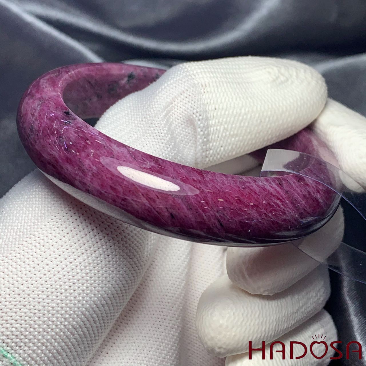 Vòng kiềng Ruby Nam Phi cao cấp size 53mm