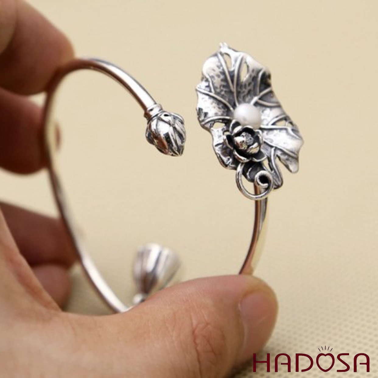 Vòng kiềng bạc lá sen bạc Thái