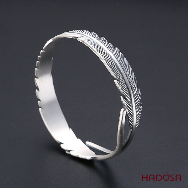 Vòng bạc Thái Chiếc Lá