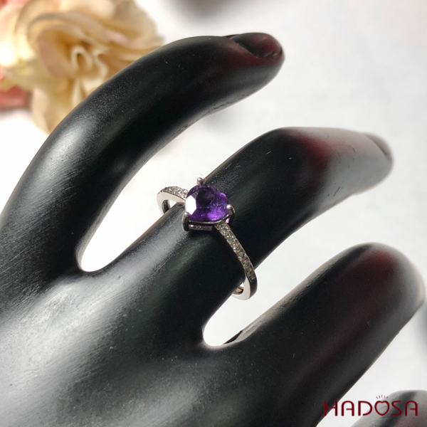 Nhẫn Thạch anh tím tim 6mm bạc 925