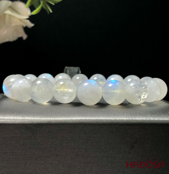 Vòng đá Mặt Trăng 9mm cao cấp chuẩn 4A