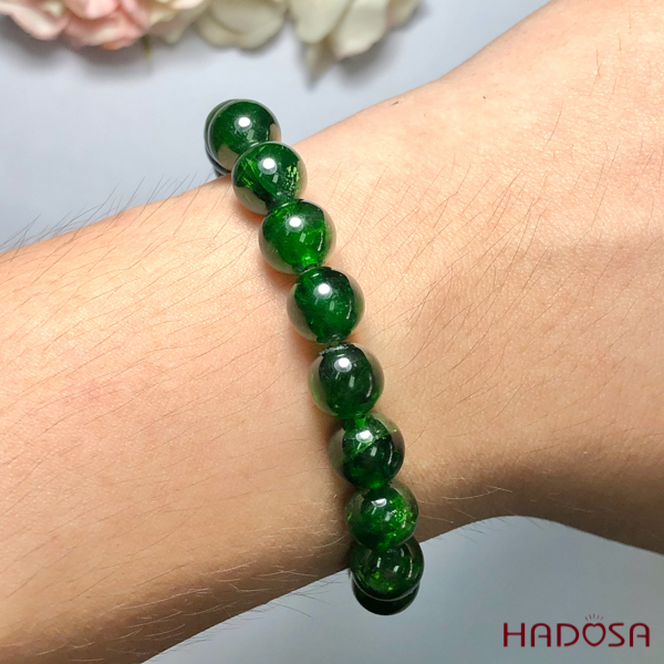 Vòng đá Diopside 9mm cao cấp chuẩn 6A Hadosa