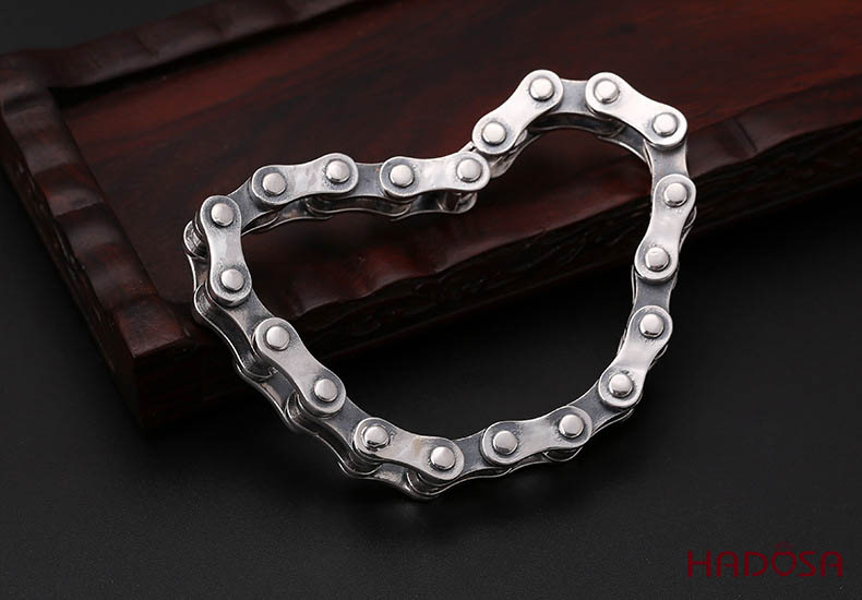 Lắc tay bạc dạng xích