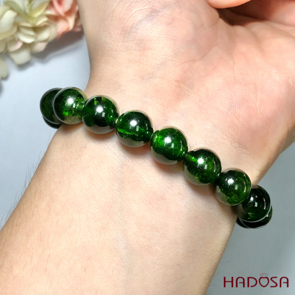 Vòng đá Diopside 10mm cao cấp chuẩn 6A