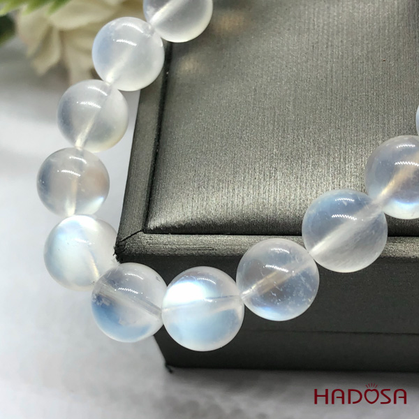 Vòng đá Mặt Trăng 10mm cao cấp chuẩn 8A