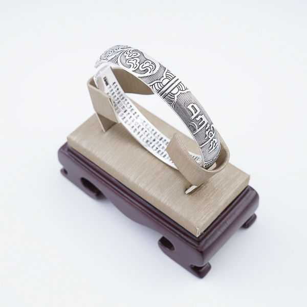 Vòng kiềng bạc Thái handmade