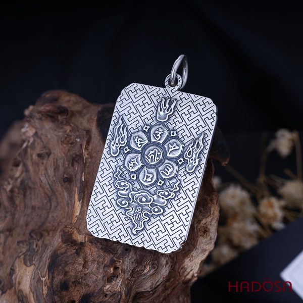 Mặt dây chuyền bạc Thái Quan Công