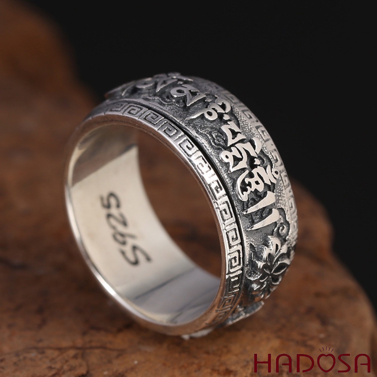 Nhẫn bạc Thái khắc Chú Om Mani Padme Hum