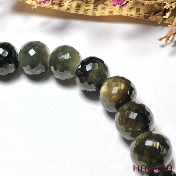 Vòng đá Sapphire cắt giác cao cấp 9mm chuẩn 5A