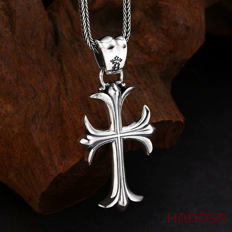 Mặt dây chuyền bạc Chrome Hearts Thánh giá