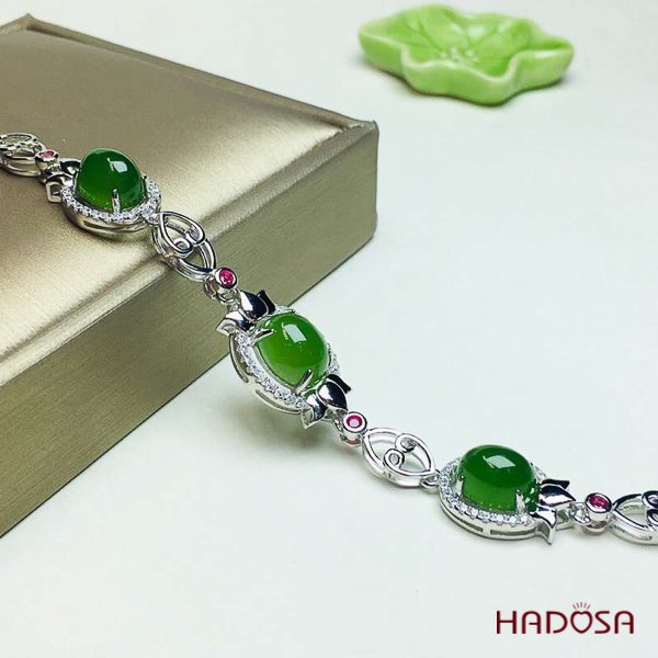 Lắc tay Ngọc Bích Canada(7*9mm) Bạc 925