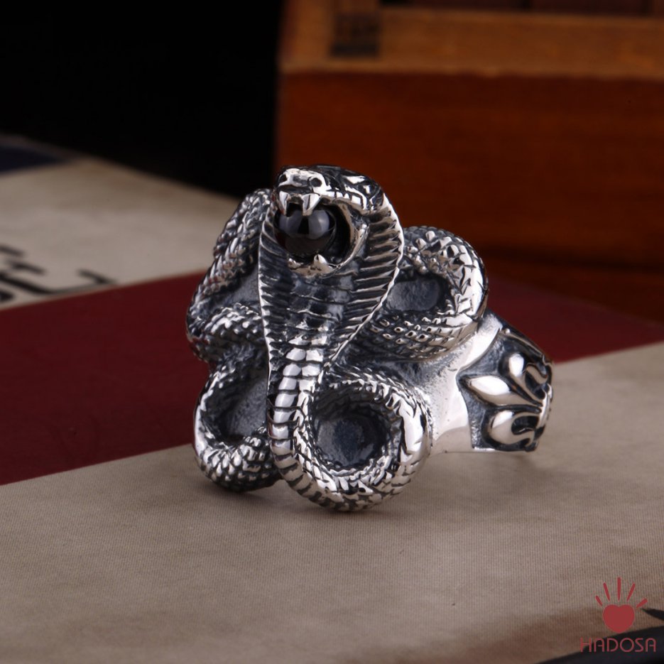 Nhẫn bạc Thái Mãng Xà nhả ngọc