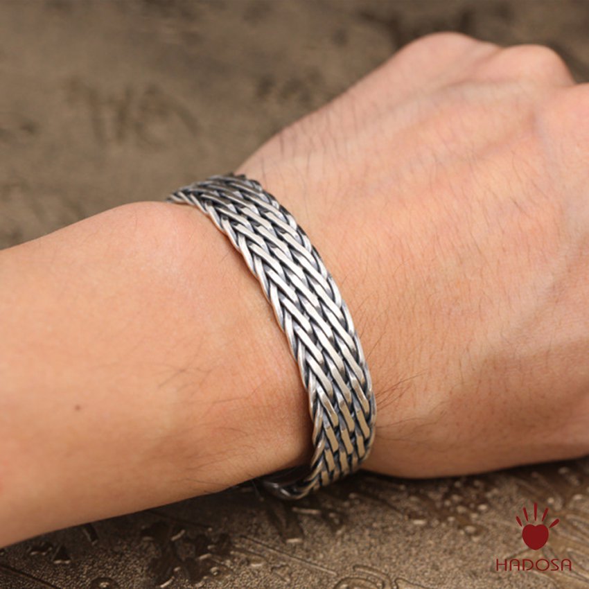 Vòng tay kiềng bạc