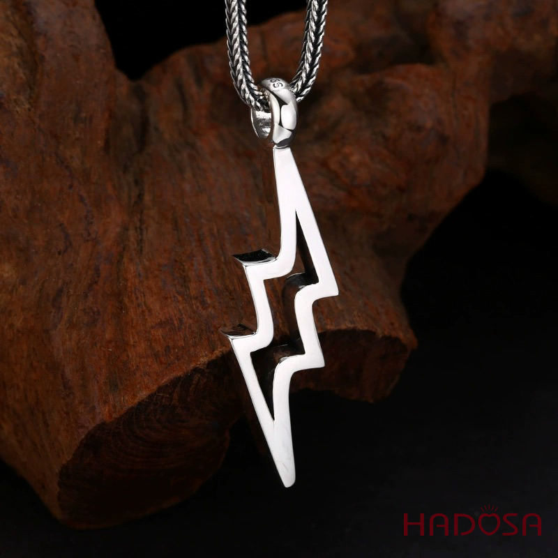Mặt dây chuyền bạc nam Tia Chớp