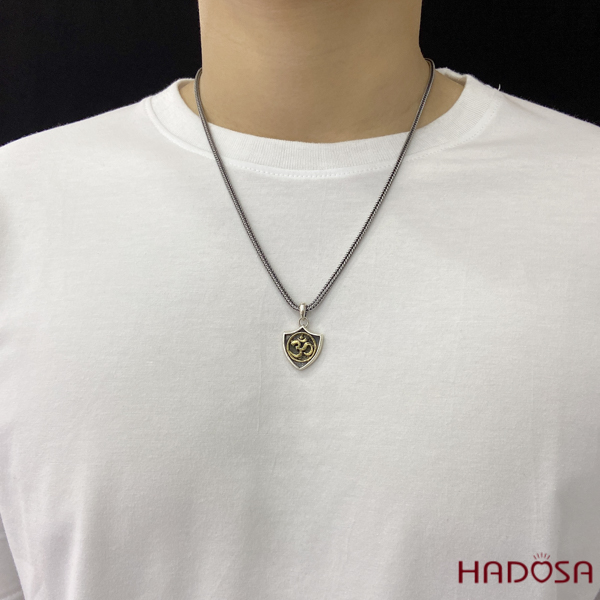 Mặt dây chuyền chữ Om bạc Thái