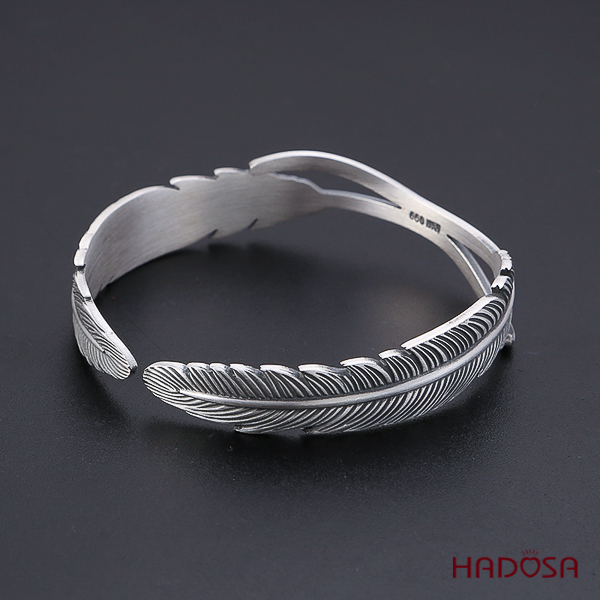 Vòng bạc Thái Chiếc Lá