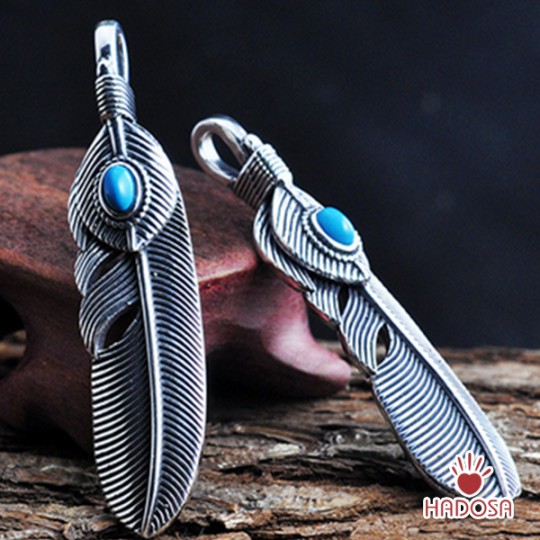 Mặt dây chuyền bạc Thái Lông Vũ