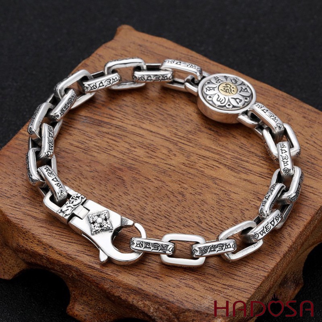 Vòng đeo tay nam bạc