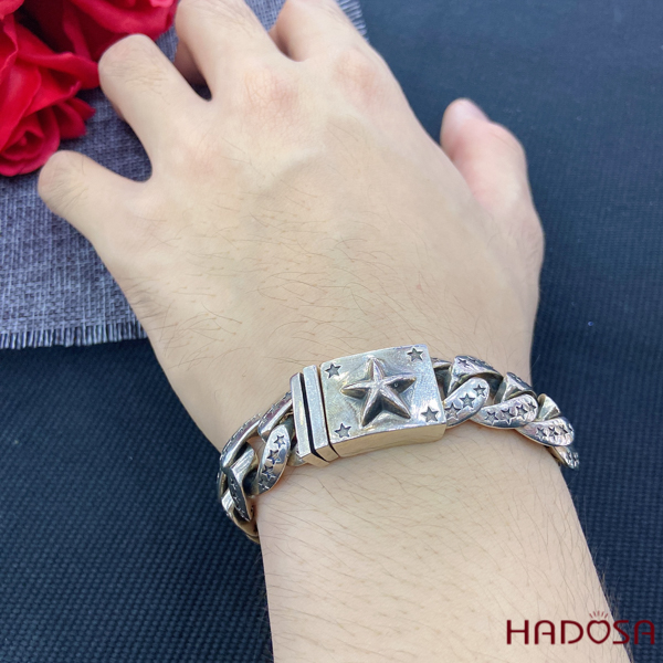 Lắc tay nam bạc Thái