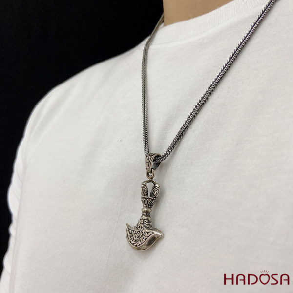 Mặt dây chuyền bạc Thái Chùy Kim Cang