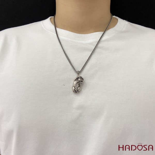 Mặt dây chuyền Tỳ hưu bạc Thái