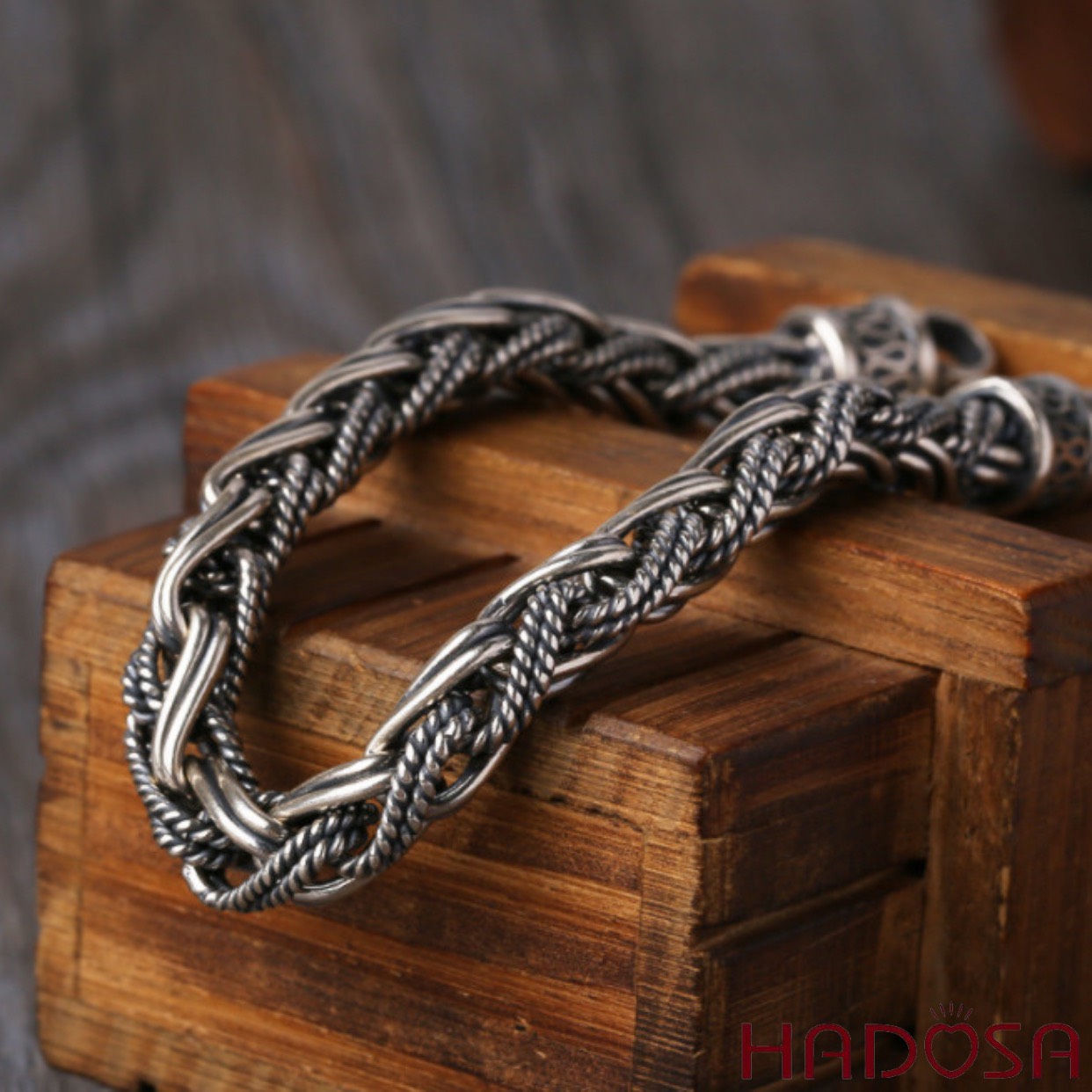 Lắc bạc Thái nam