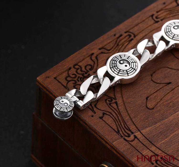 Lắc tay bạc Thái Tứ Linh