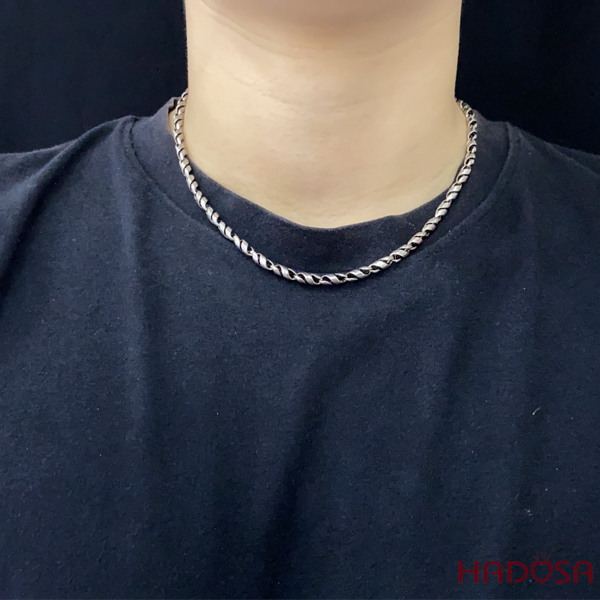 Dây chuyền bạc Thái