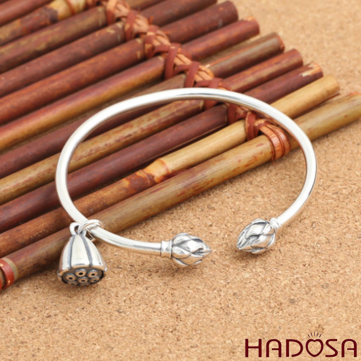 Vòng tay kiềng bạc