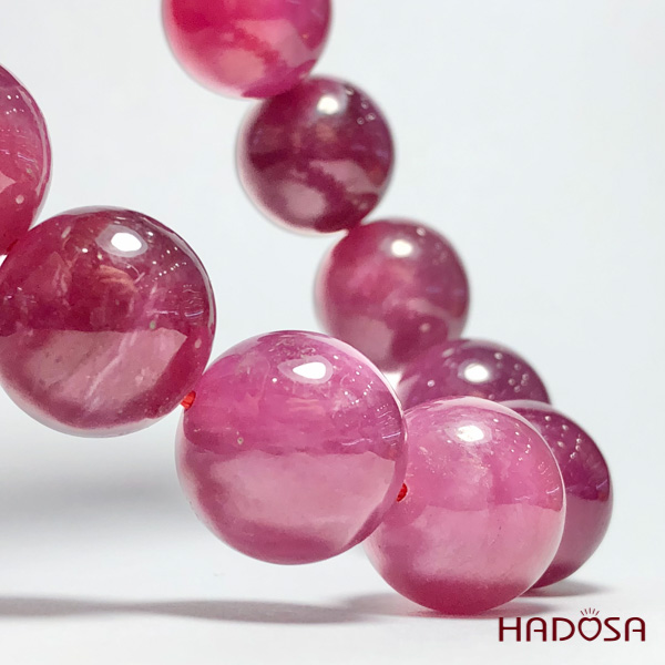 Vòng đá Ruby Thái hồng đậm trong 16mm