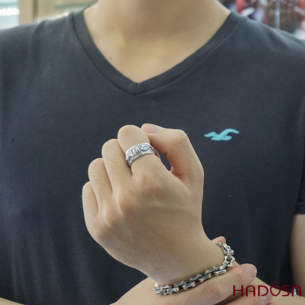 Nhẫn bạc Thái khắc Chú Om Mani Padme Hum