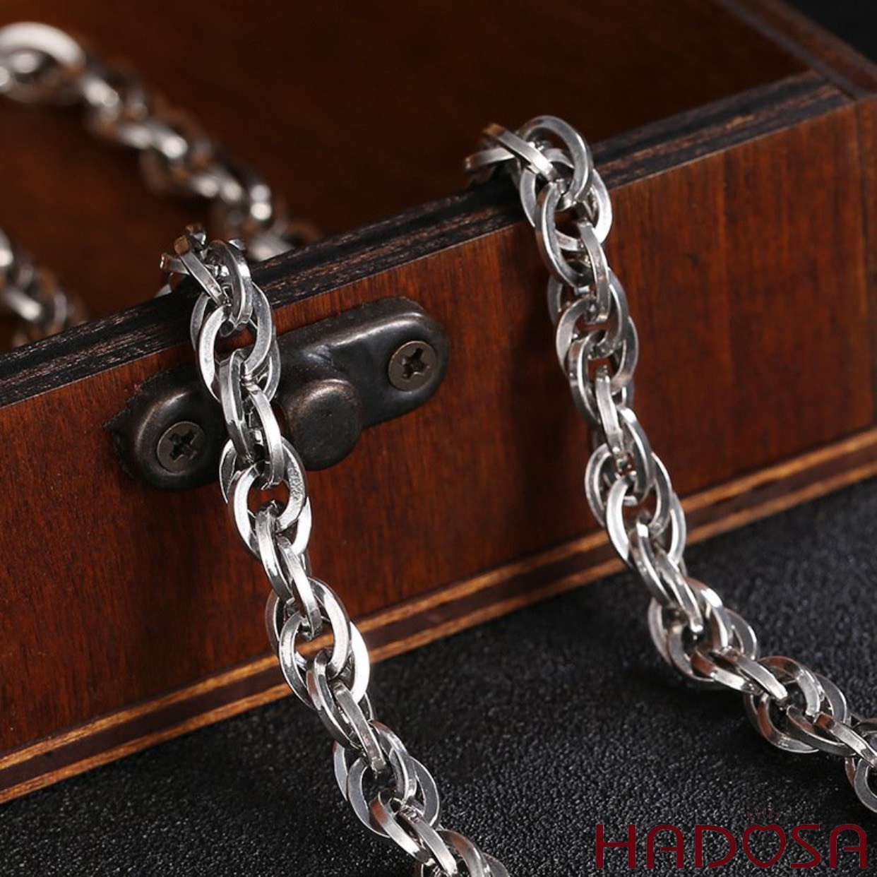 Dây chuyền bạc cho nam giới