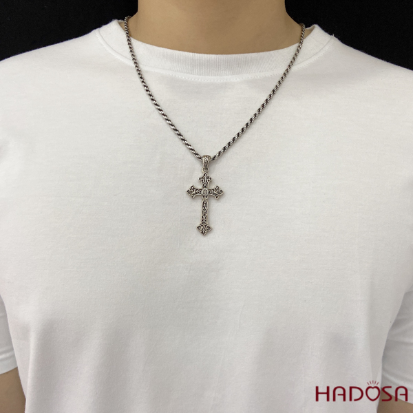 Mặt dây chuyền thánh giá bạc Thái
